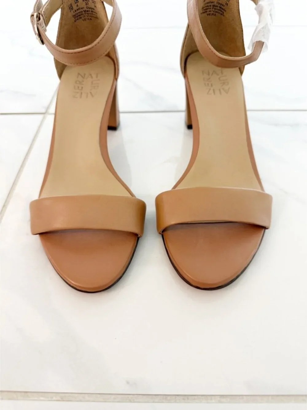Naturalizer Vera Leather Ankle Strap Dress Sandals in Frappe 7M NWOT - Picture 4 of 12
